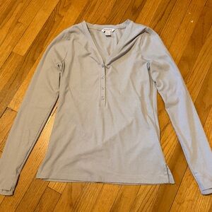 Athleta Soft Gray Buttoned Long Sleeve Tee